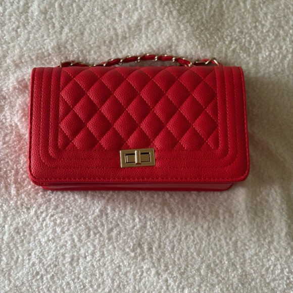 Handbags - NWOT Karia Crossbody Bag Color Red